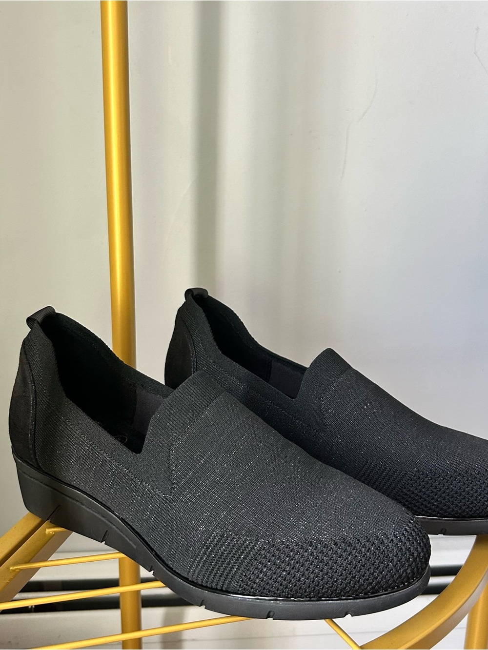 Impo women’s black knit stretch slip on wedged shoes with memory foam size 9M
